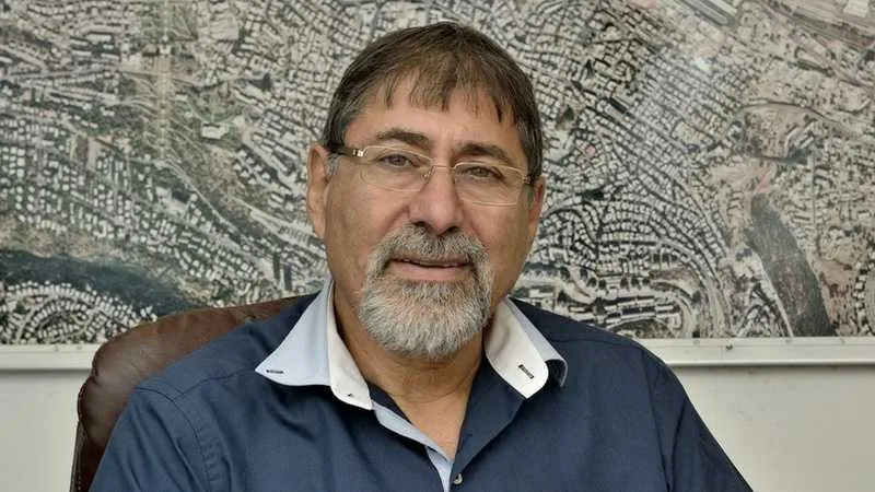 דוד כהן, סמנכ״ל התפעול. יישמש כמ״מ מנכ״ל בחציה השני של החופשה