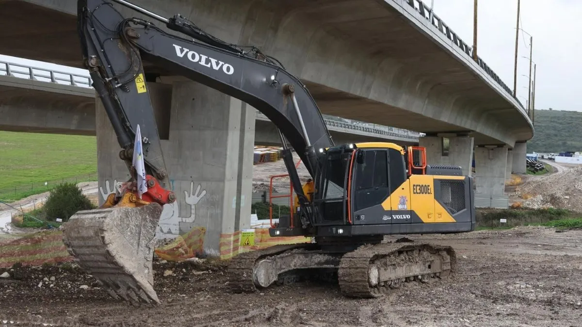 פרויקט הרחבת הקטע המרכזי של כביש 6. צילום: אורון קפלן