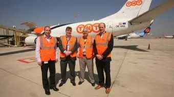 בכירי TNT אקספרס בישראל לרגל השקת קו הטיסה היומי