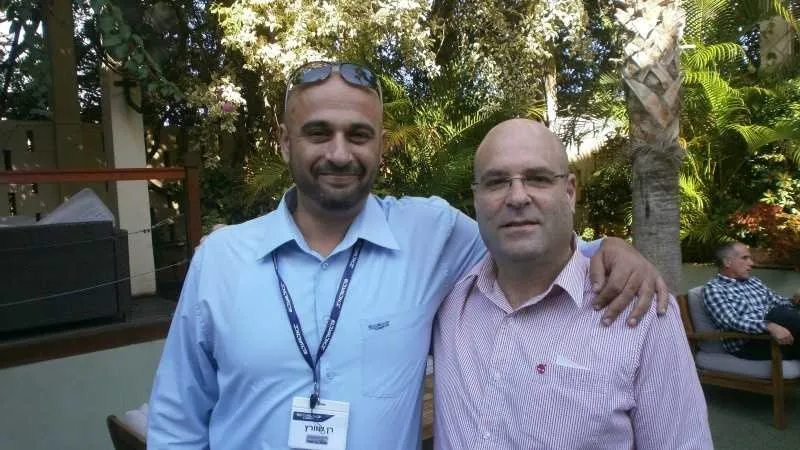 מימין: יותם שוורצברד (K+N) ורן שוורץ (אל על)