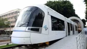 הדמייה של הרכבת הקלה בתל אביב. דנה הנדסה מנהלת עבור נת״ע את הפרויקט