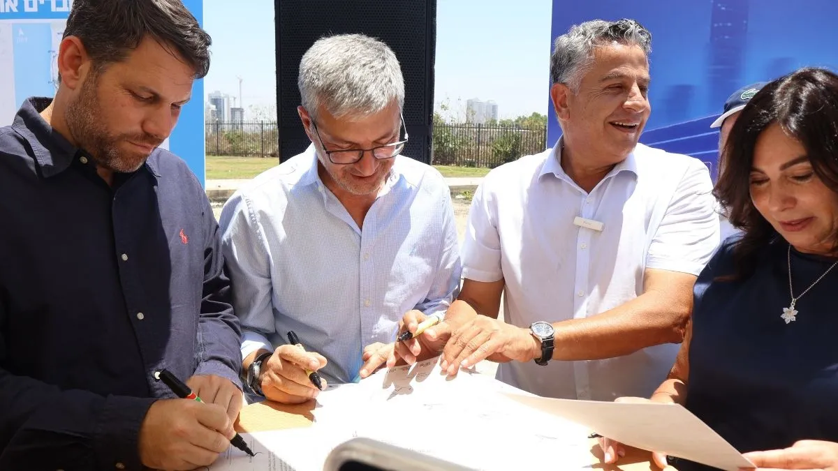 ממשיכים לחבר את השפלה: הונחה אבן הפינה לקו החום של המטרונית בבאר יעקב